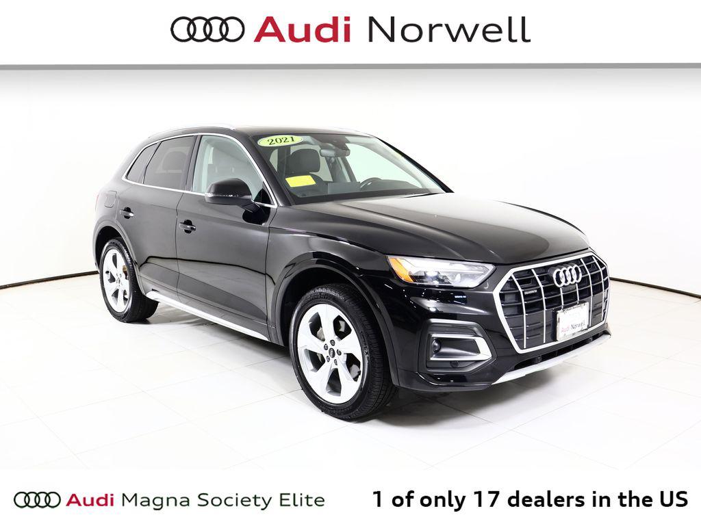2021 Audi Q5 45 Premium Plus's photo