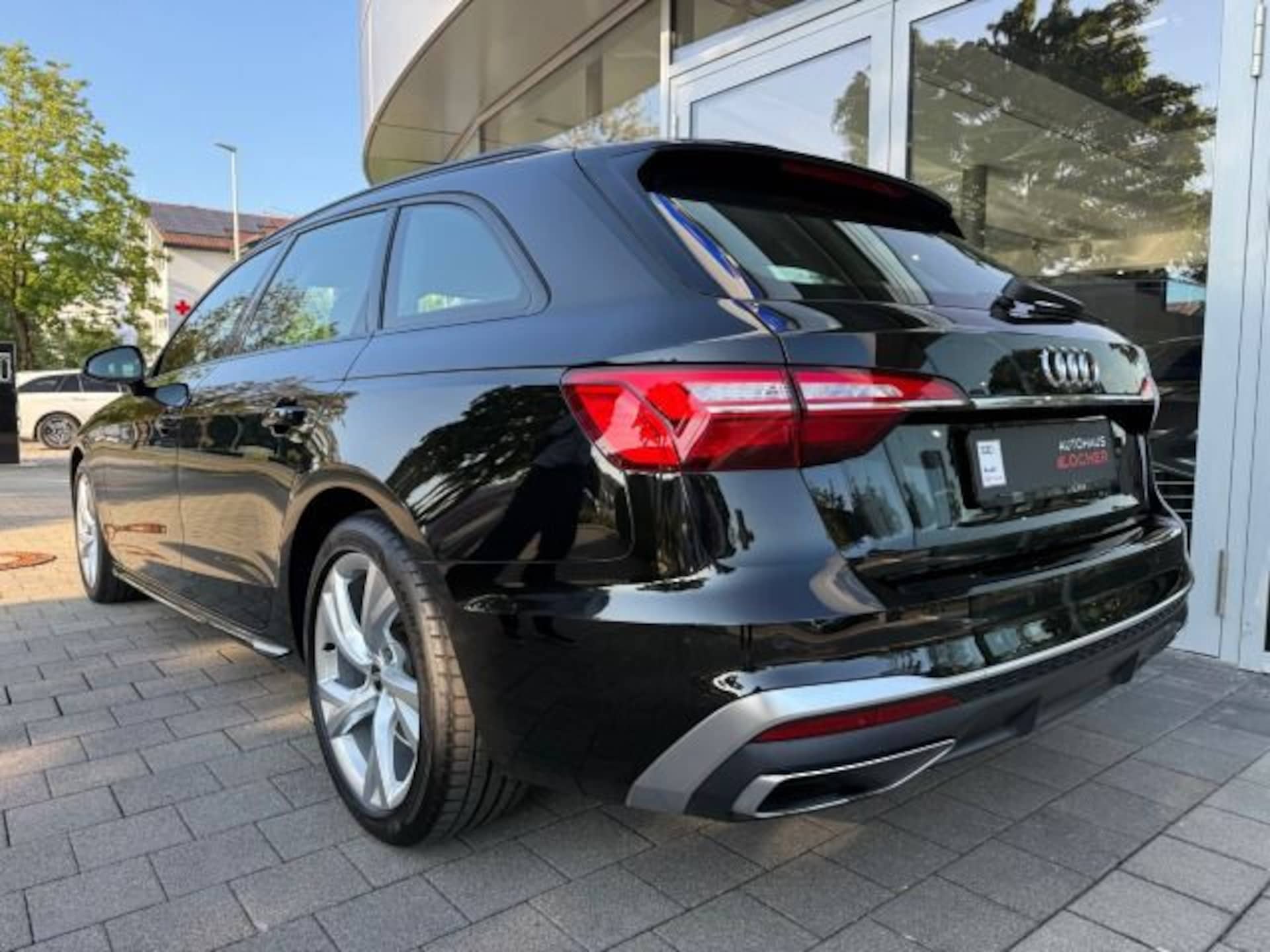 Audi A4 Avant S line