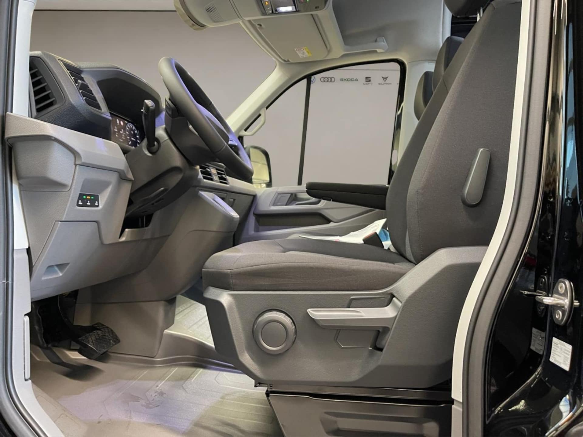 Volkswagen Crafter Kasten mittlerer Radstand