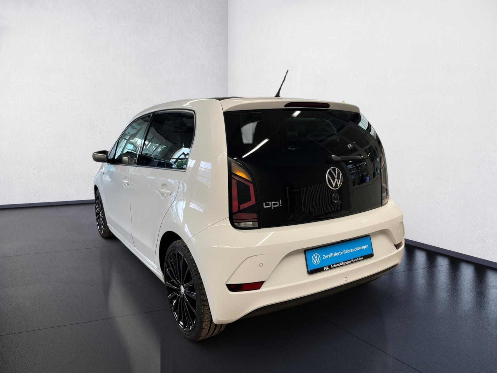Volkswagen up! R-Line