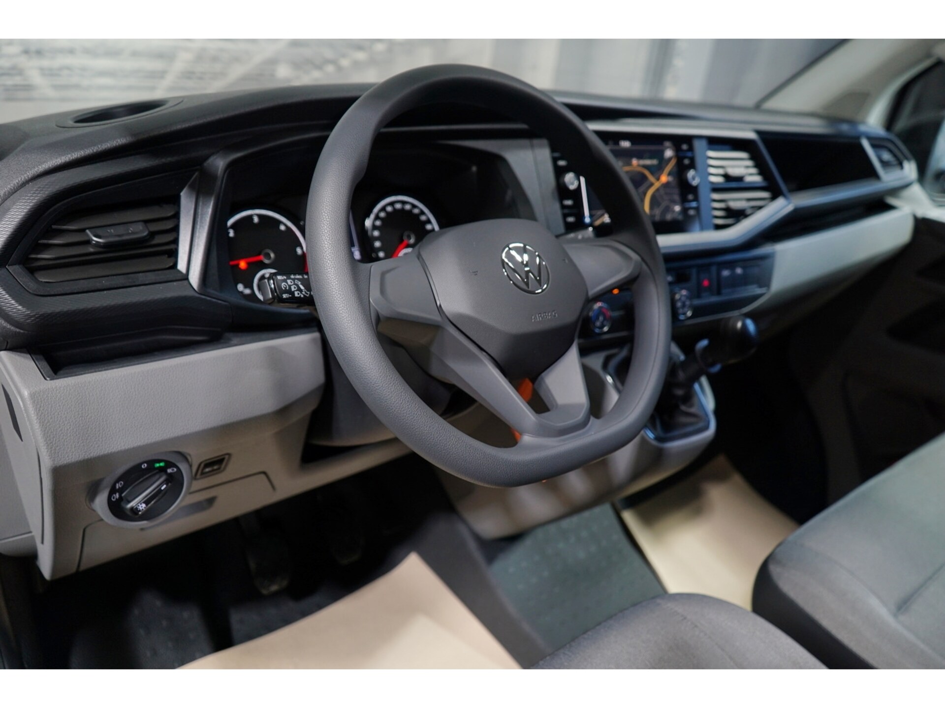 Volkswagen T6.1 Transporter Kasten kurzer Radstand