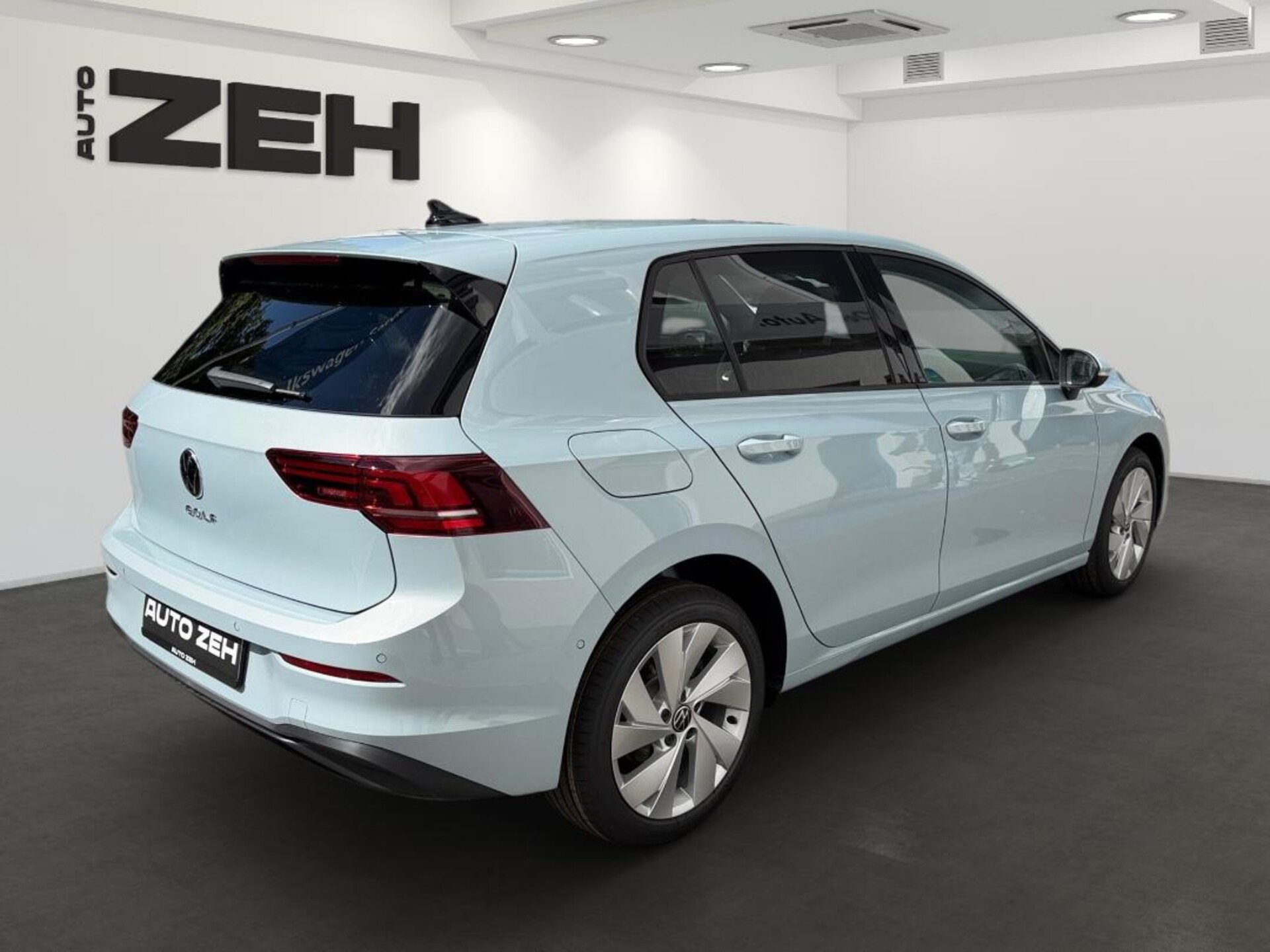 Volkswagen Golf Life