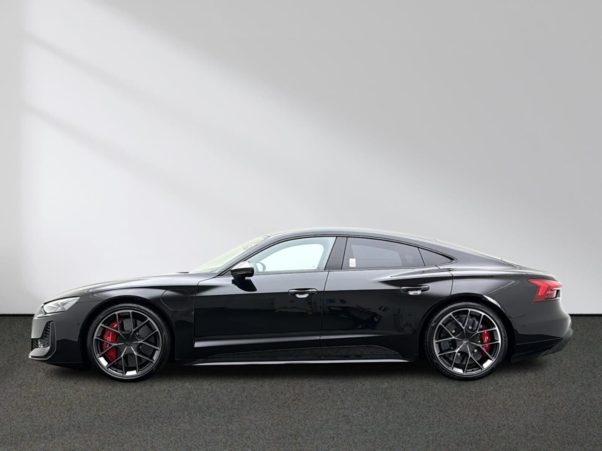 Audi RS e-tron GT performance