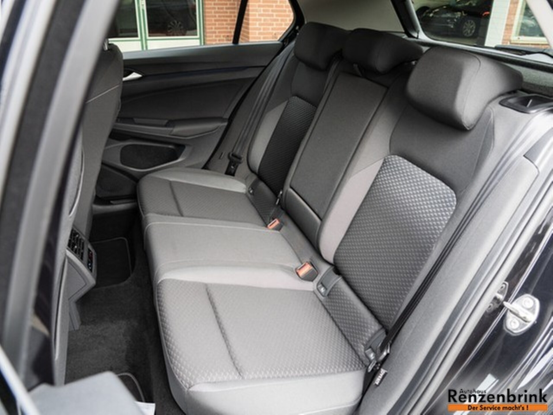 Volkswagen Golf Active