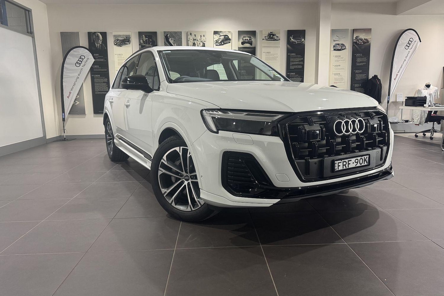 Image about Audi Q7 45 TDI quattro tiptronic