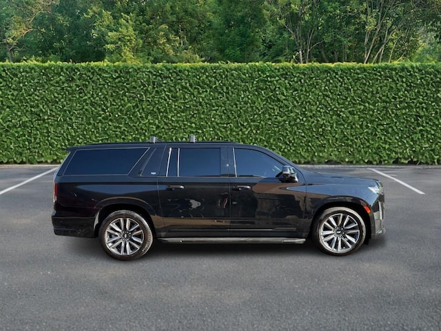 2022 Cadillac Escalade ESV