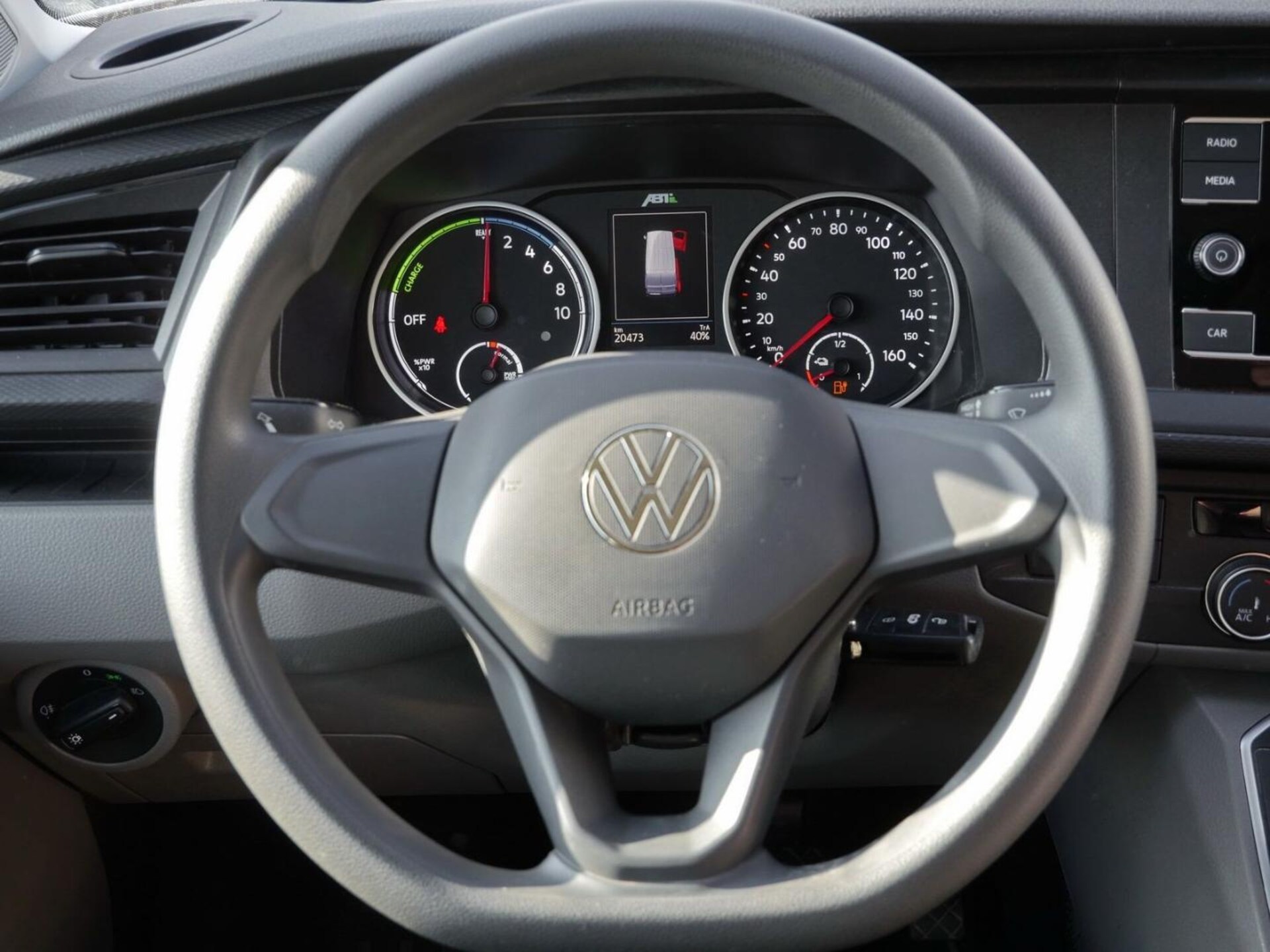 Volkswagen T6.1 Transporter Kasten langer Radstand