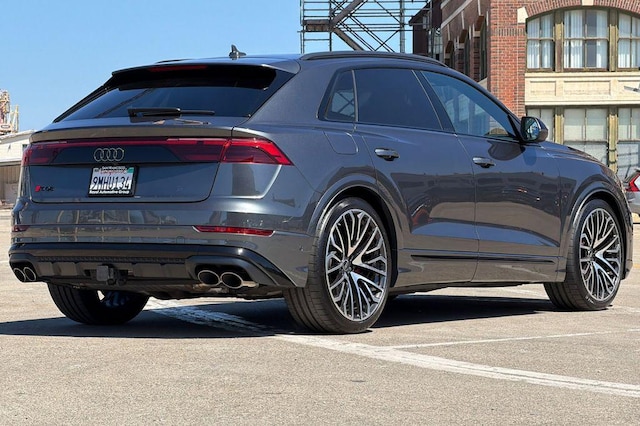 2024 Audi SQ8