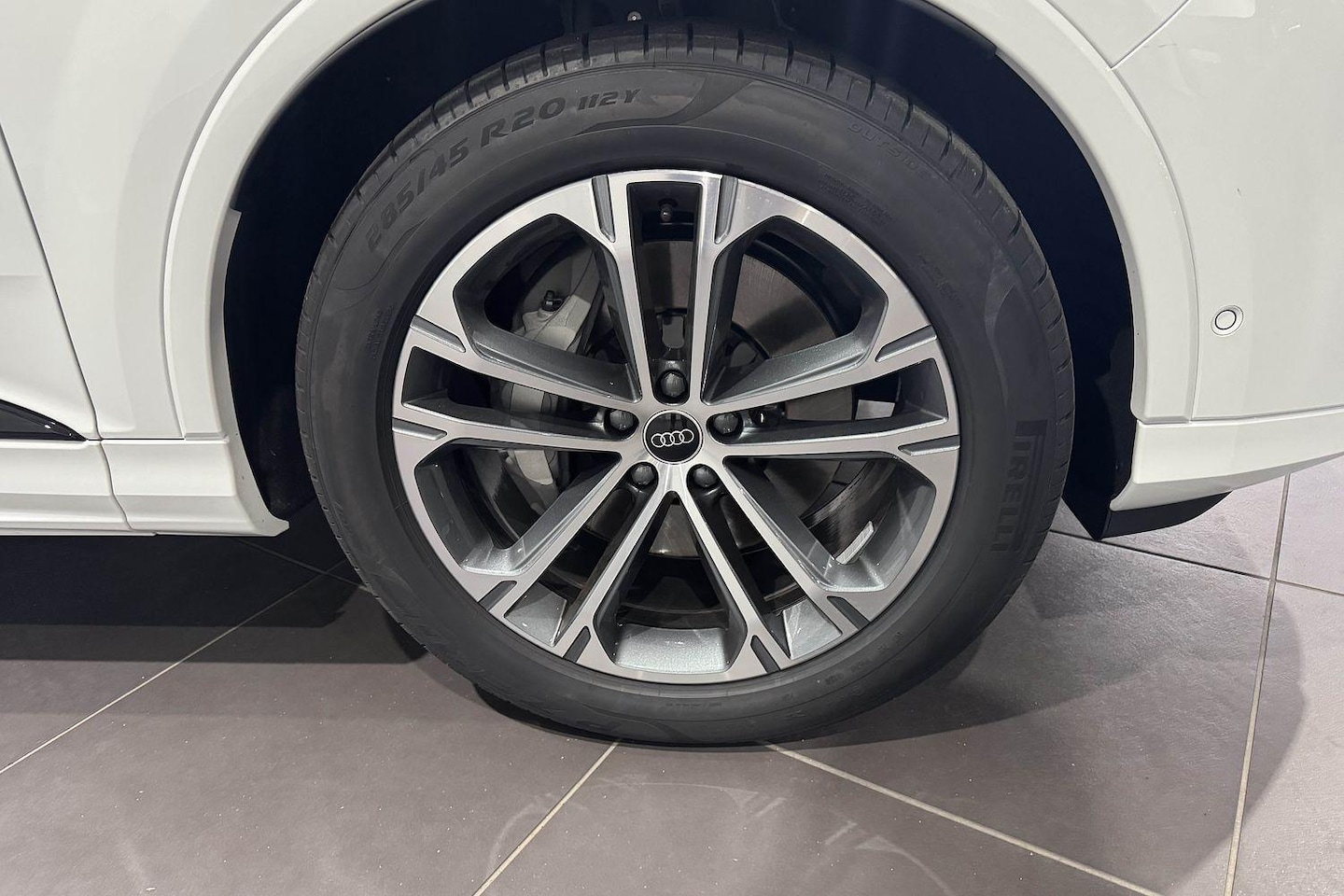 Image about Audi Q7 45 TDI quattro tiptronic