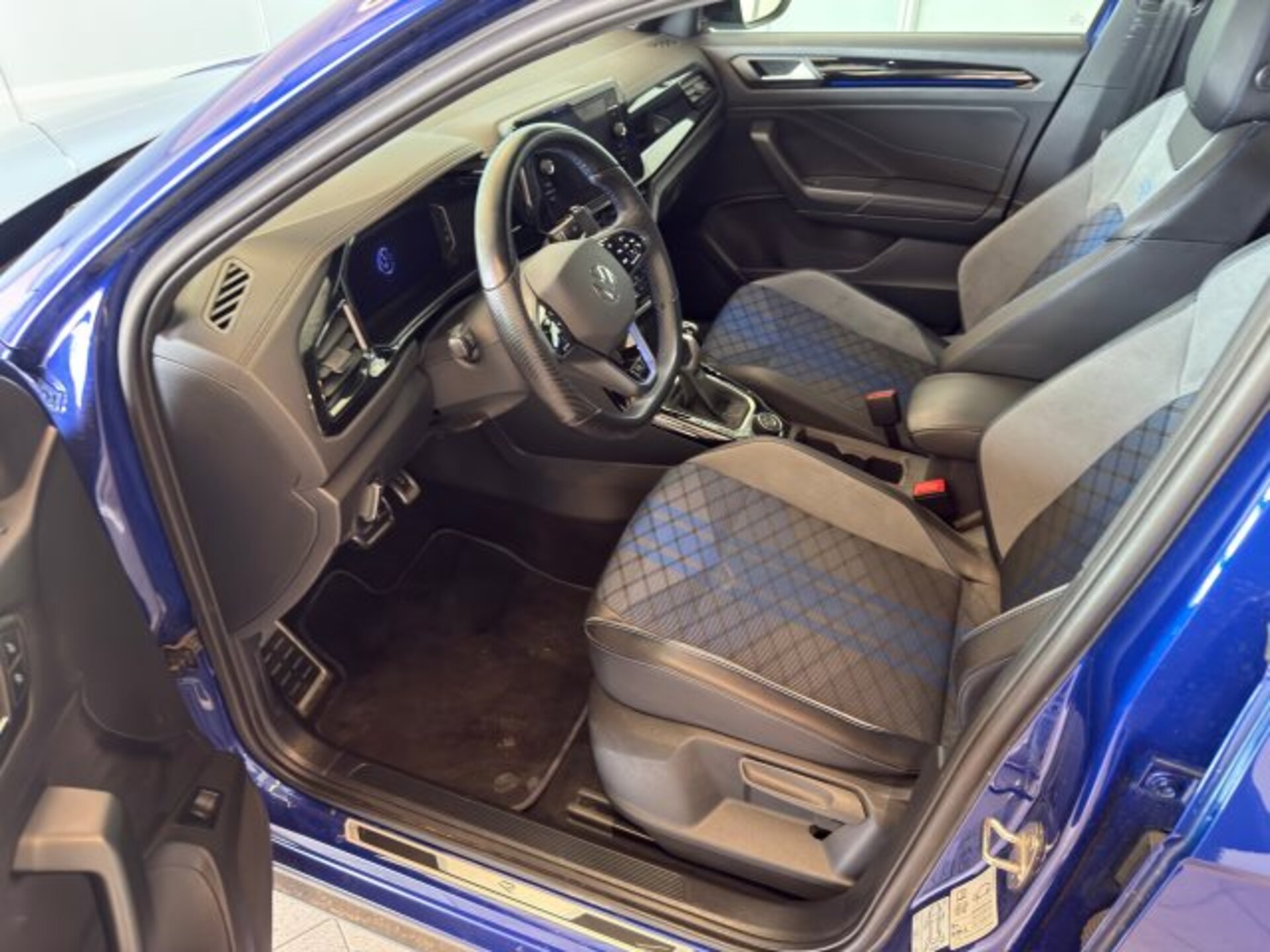 Volkswagen T-Roc R