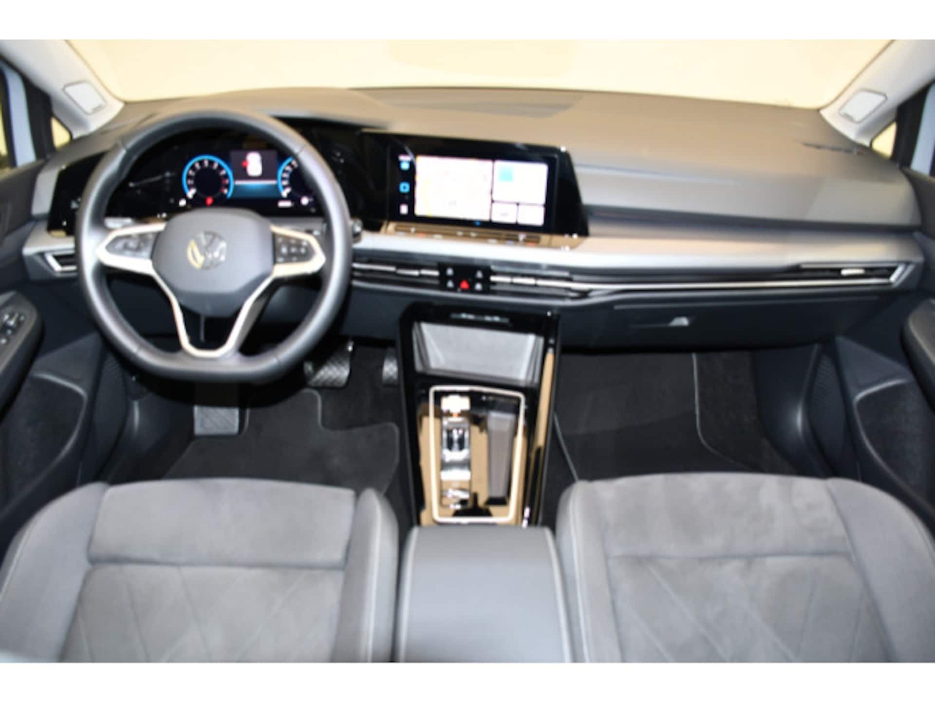 Volkswagen Golf Style