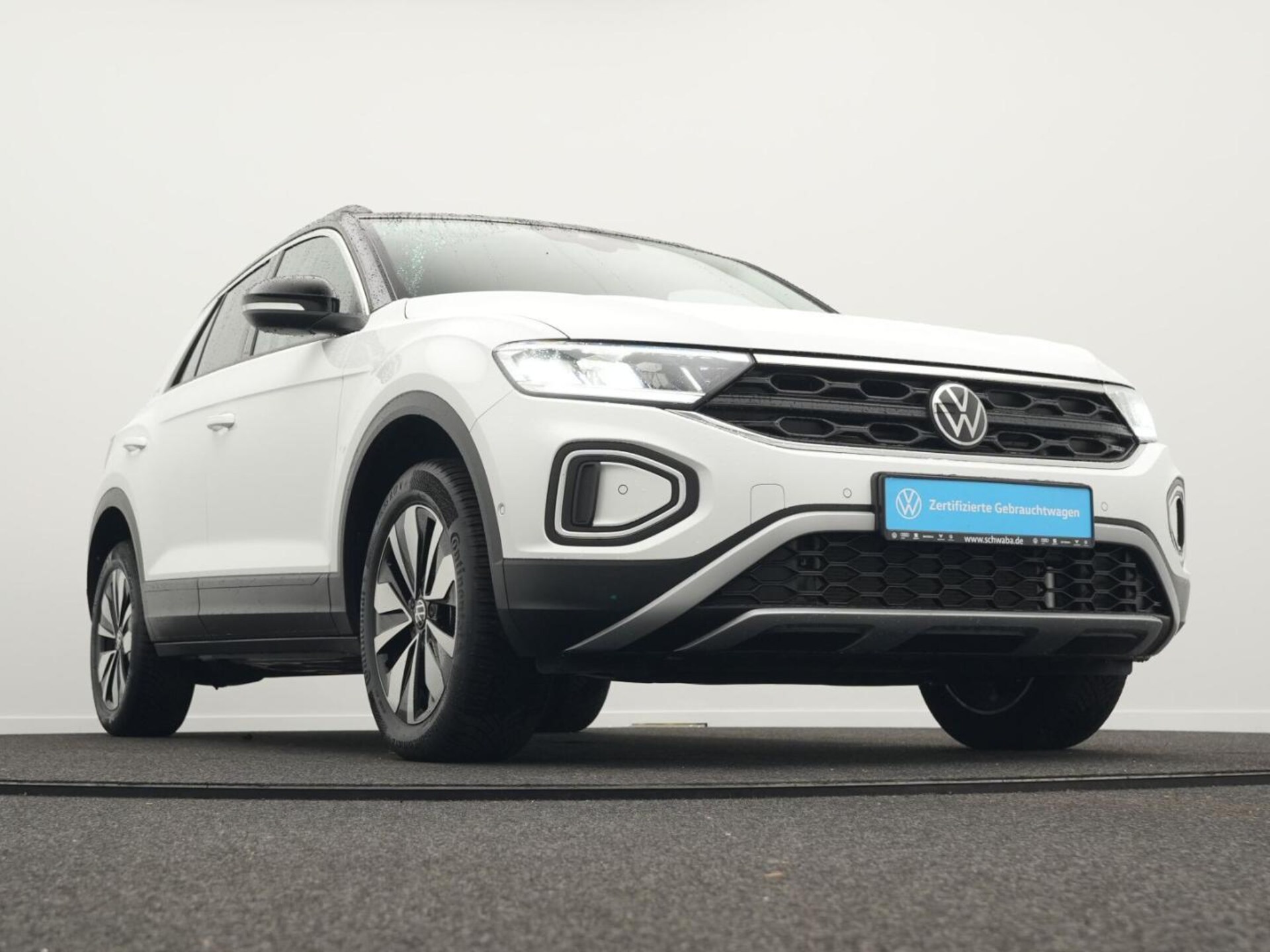 Volkswagen T-Roc Life