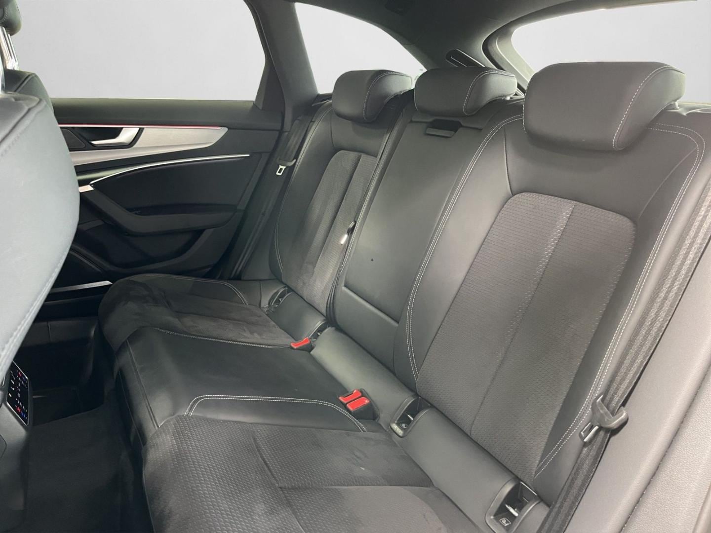 Bild über Audi S6 Avant TDI quattro tiptronic - für weitere Informationen kontaktieren Sie den Audi Partner