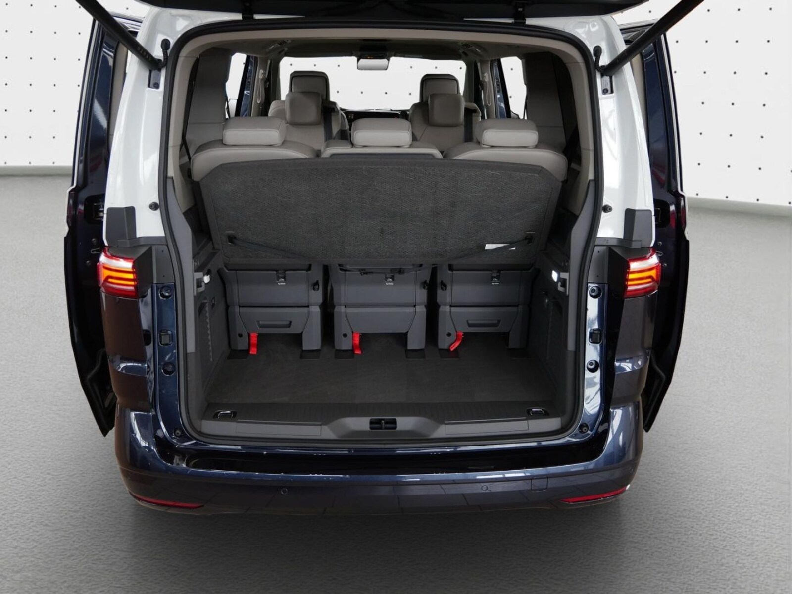 Volkswagen Multivan Langversion – Bild 11