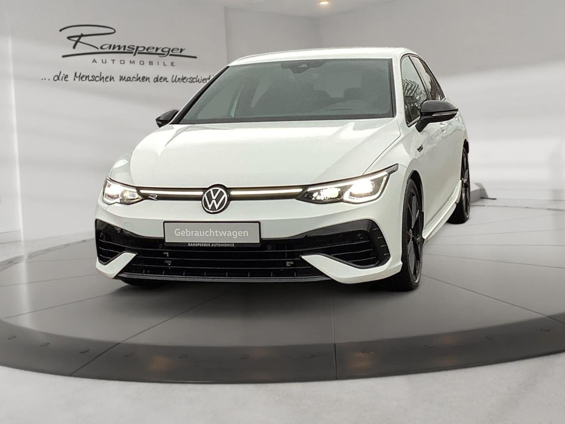 Volkswagen Golf R