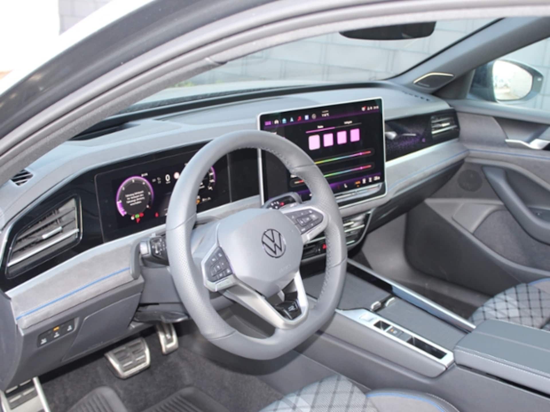 Volkswagen Passat R-Line