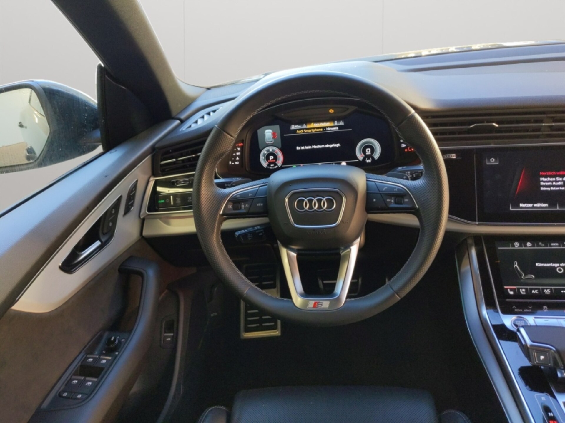 Audi Q8 SUV