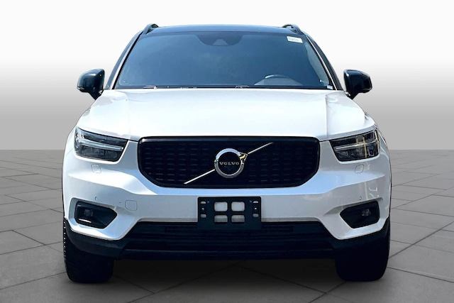 2022 Volvo XC40