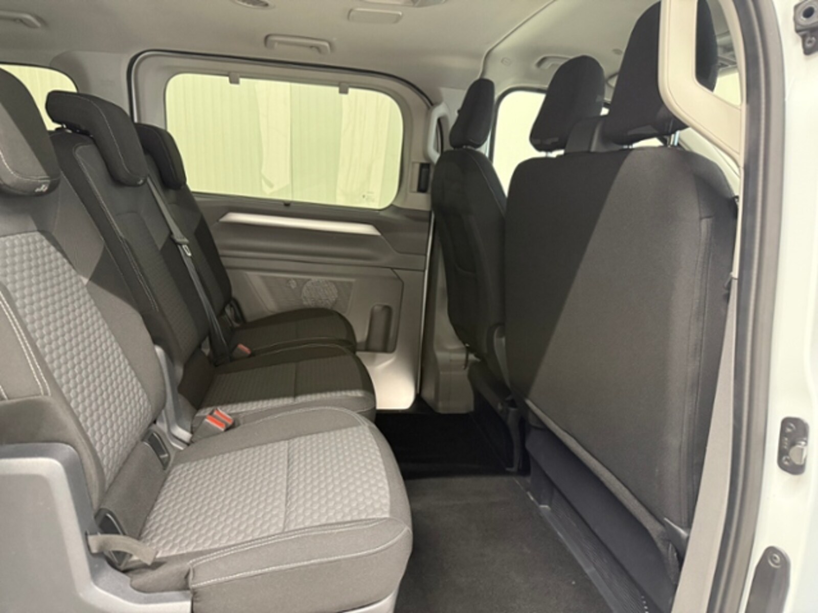 Volkswagen Caravelle – Bild 22
