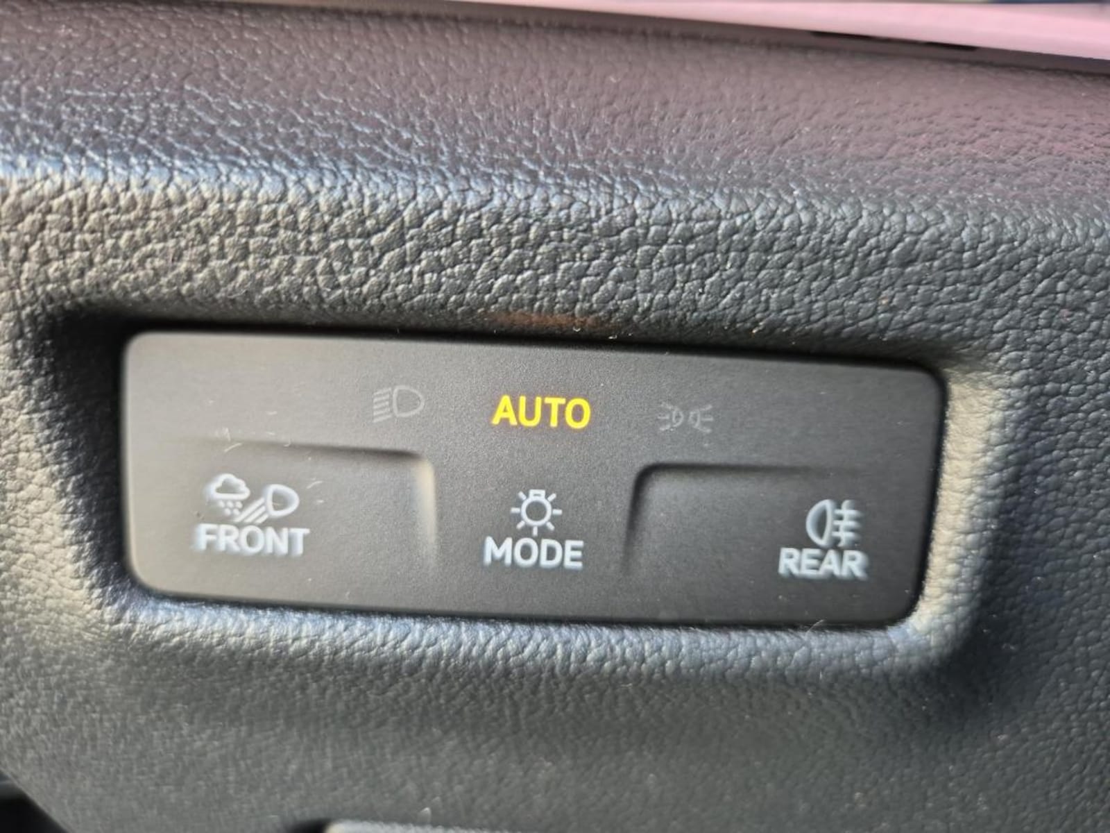 Volkswagen Tiguan – Bild 14