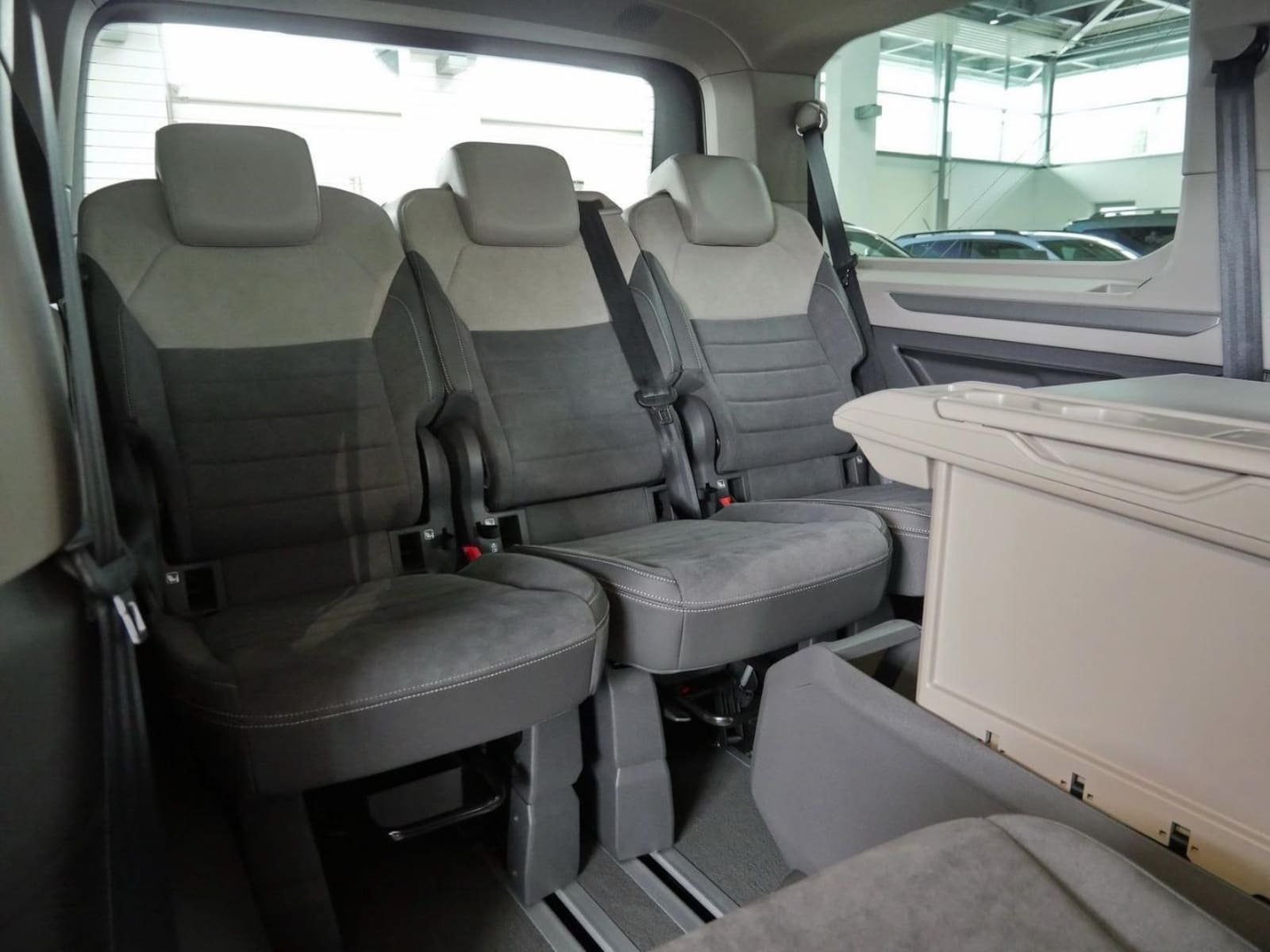 Volkswagen Multivan Langversion – Bild 17