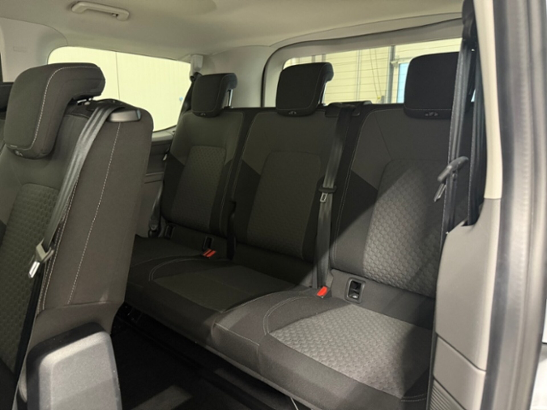 Volkswagen Caravelle Style
