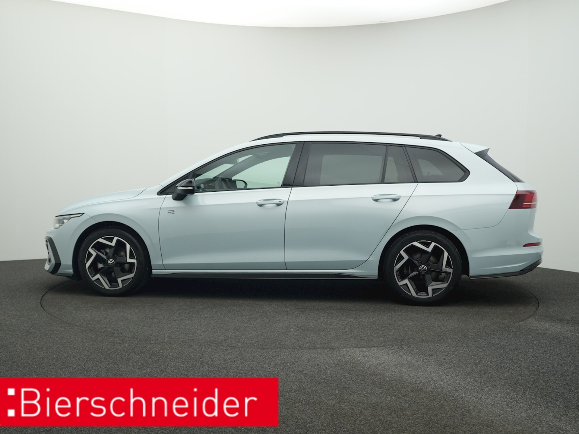 Volkswagen Golf Variant R-Line