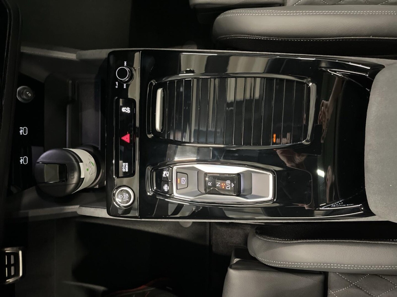 Audi Q6 e-tron – Bild 18