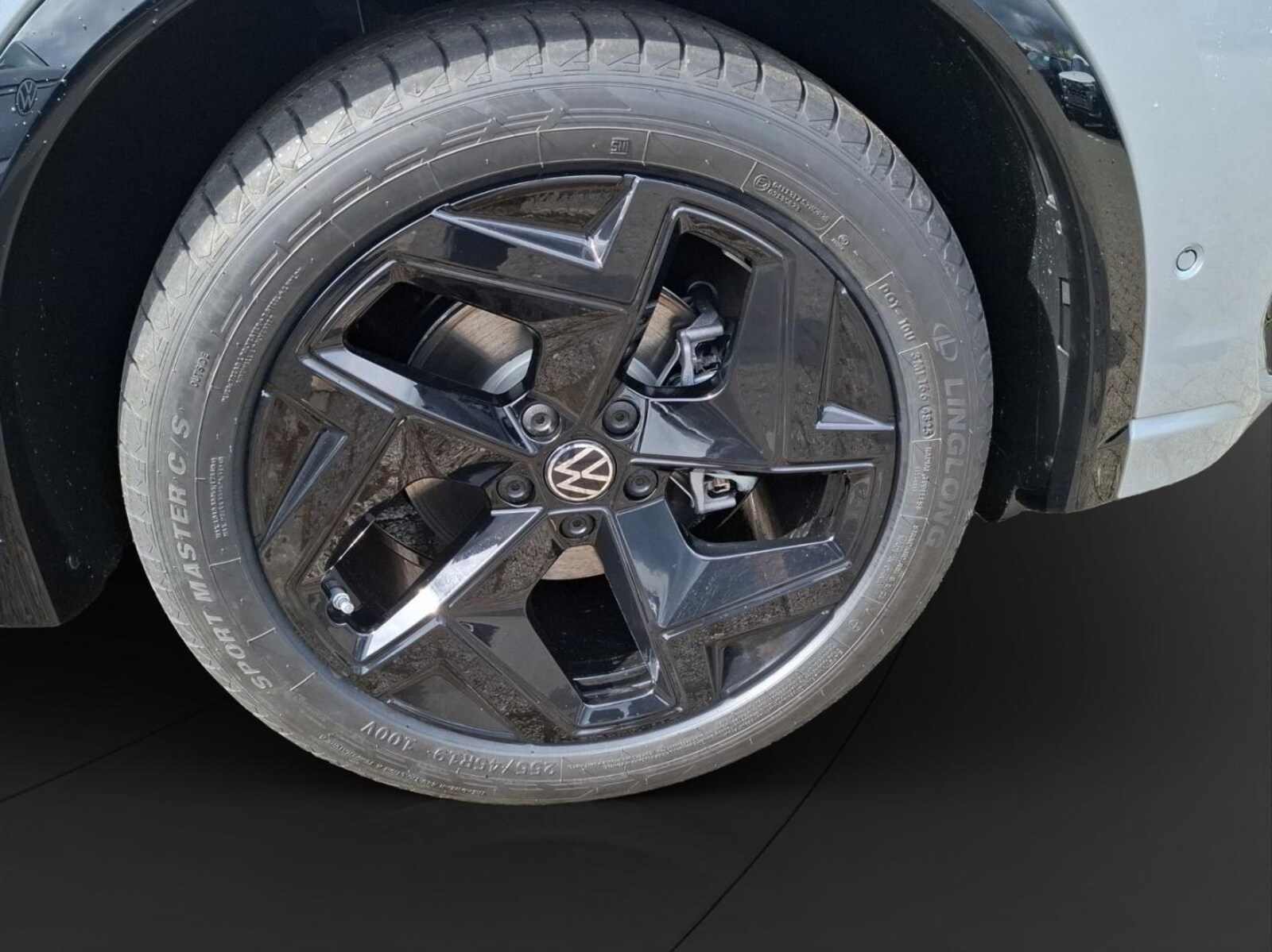 Volkswagen Tiguan – Bild 11