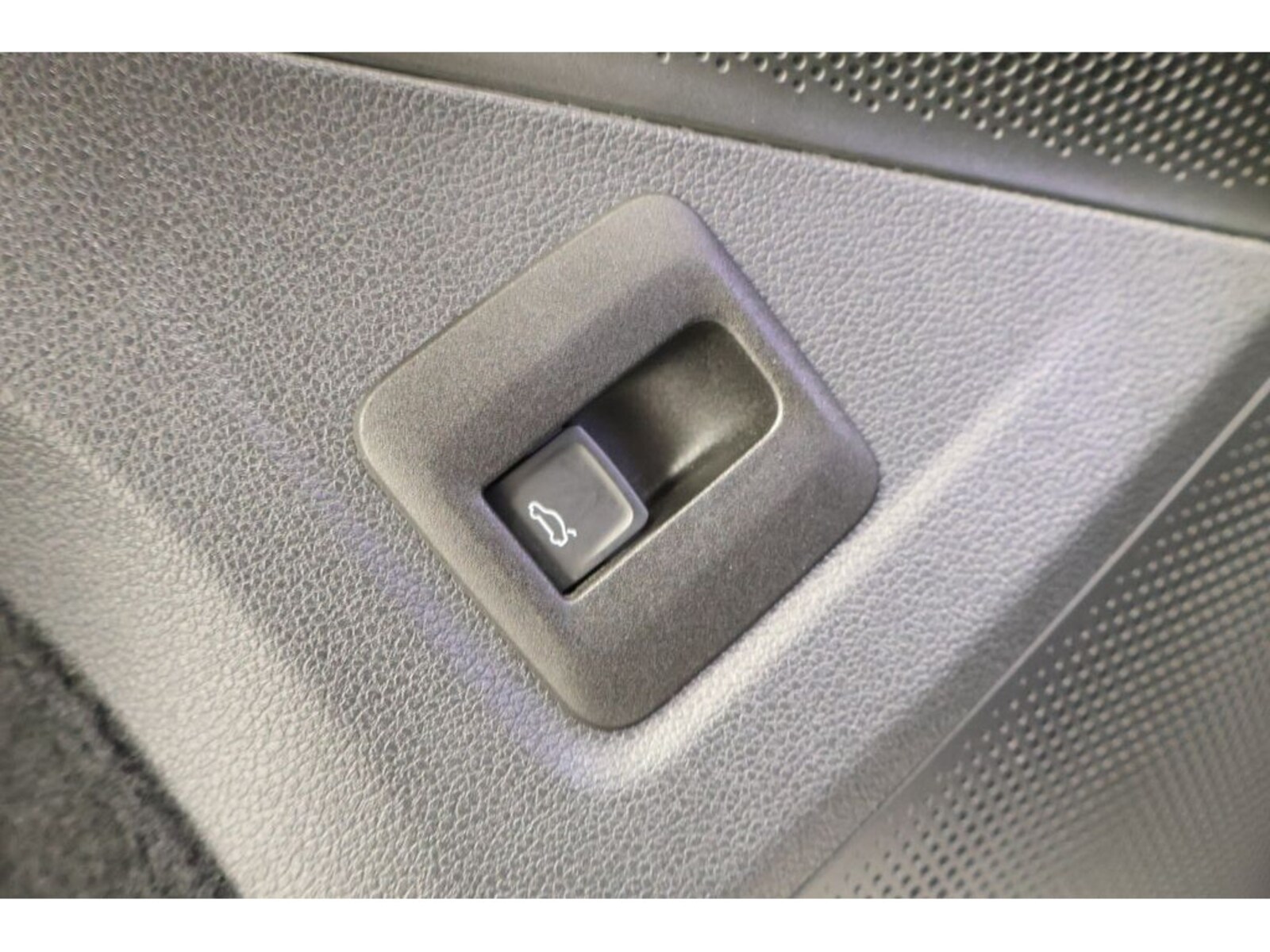 Volkswagen Tiguan – Bild 23