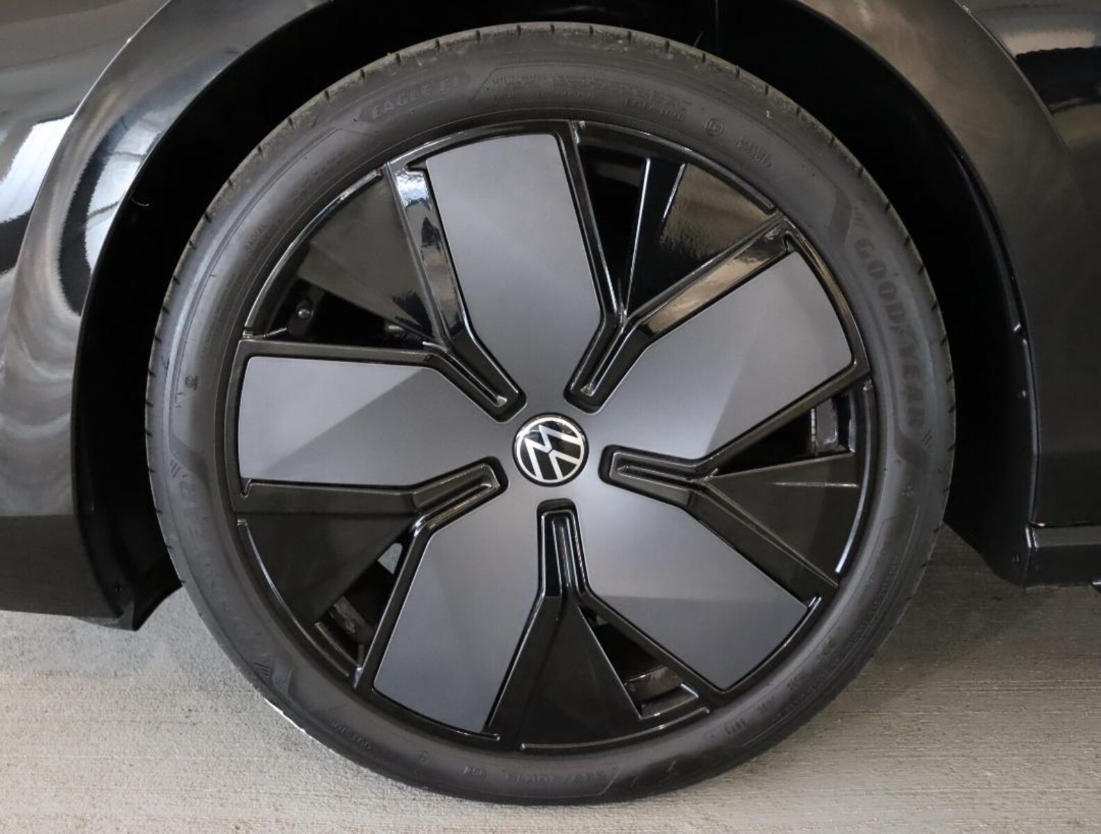 Volkswagen Passat – Bild 5