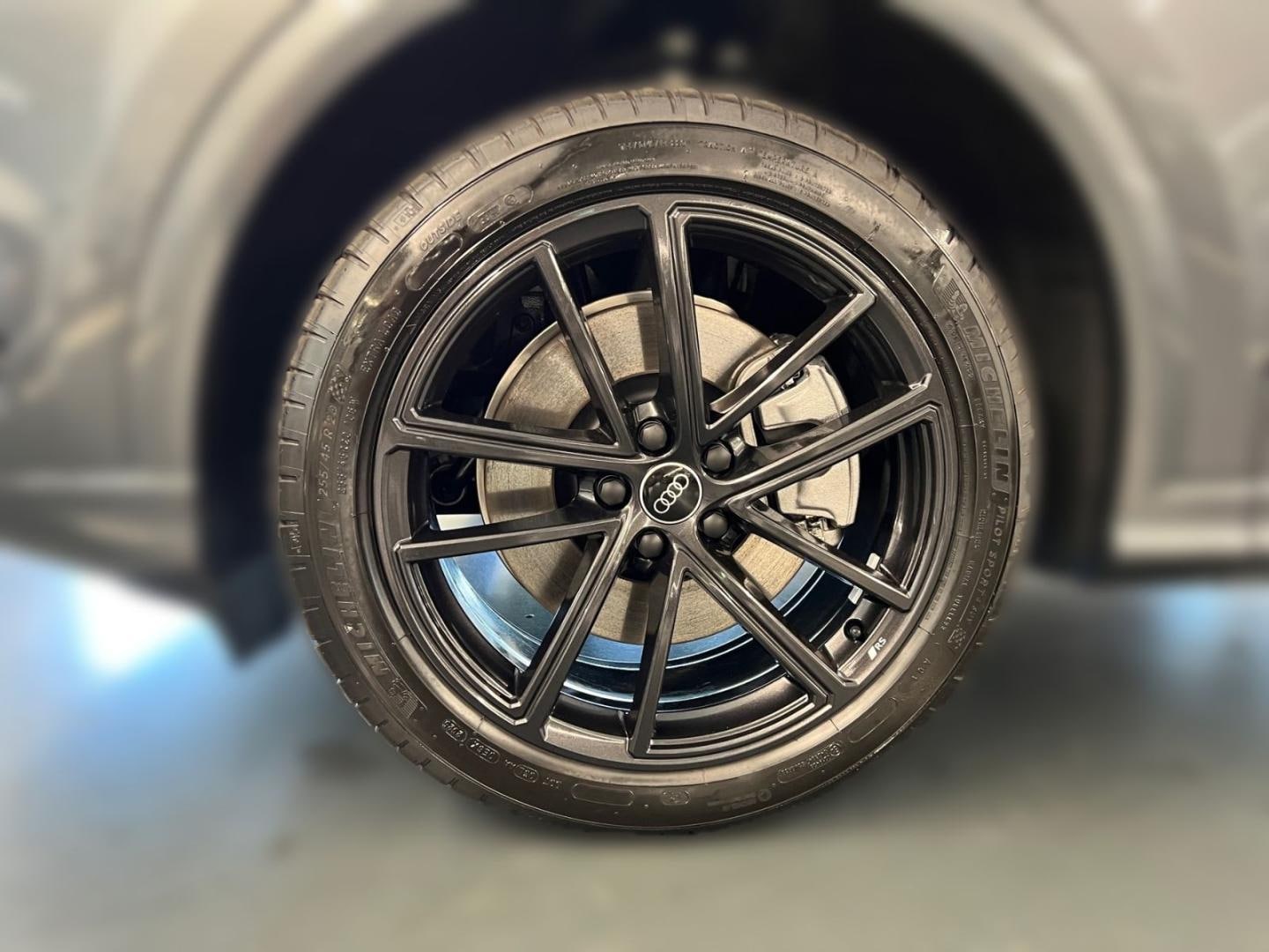 Bild über Audi Q5 Sportback TDI quattro 150 kW S tronic - für weitere Informationen kontaktieren Sie den Audi Partner