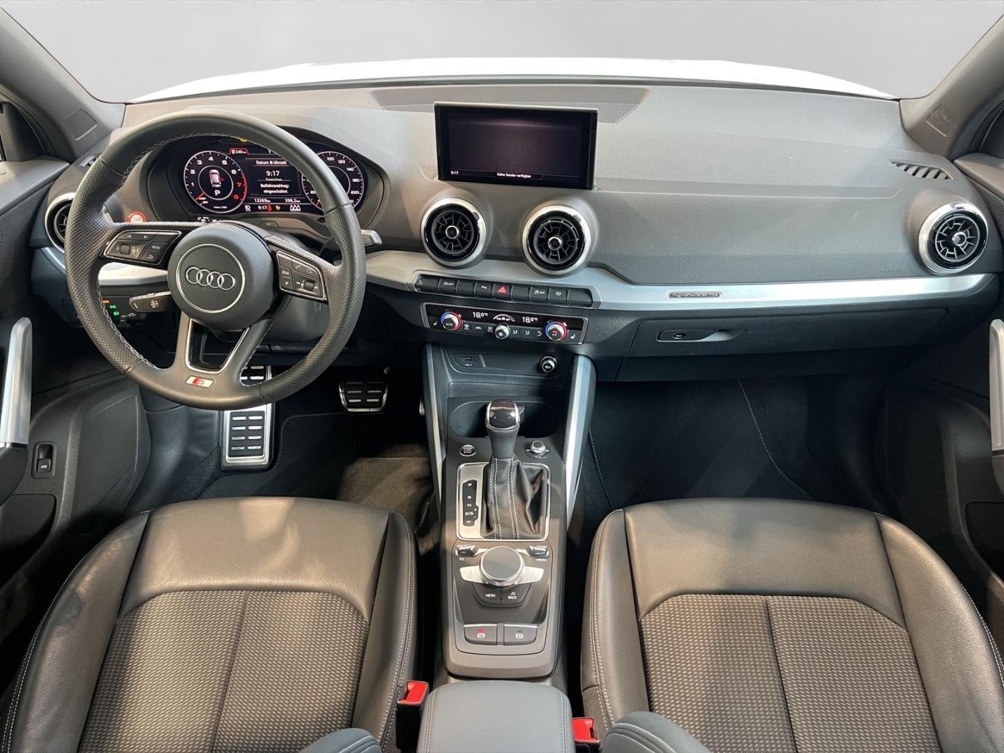 Bild über Audi Q2 S line 40 TFSI quattro S tronic - für weitere Informationen kontaktieren Sie den Audi Partner
