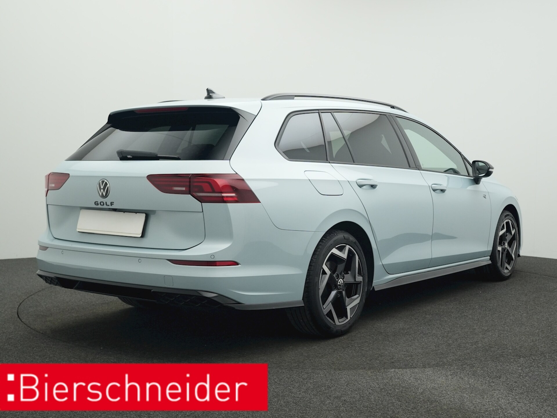 Volkswagen Golf Variant R-Line