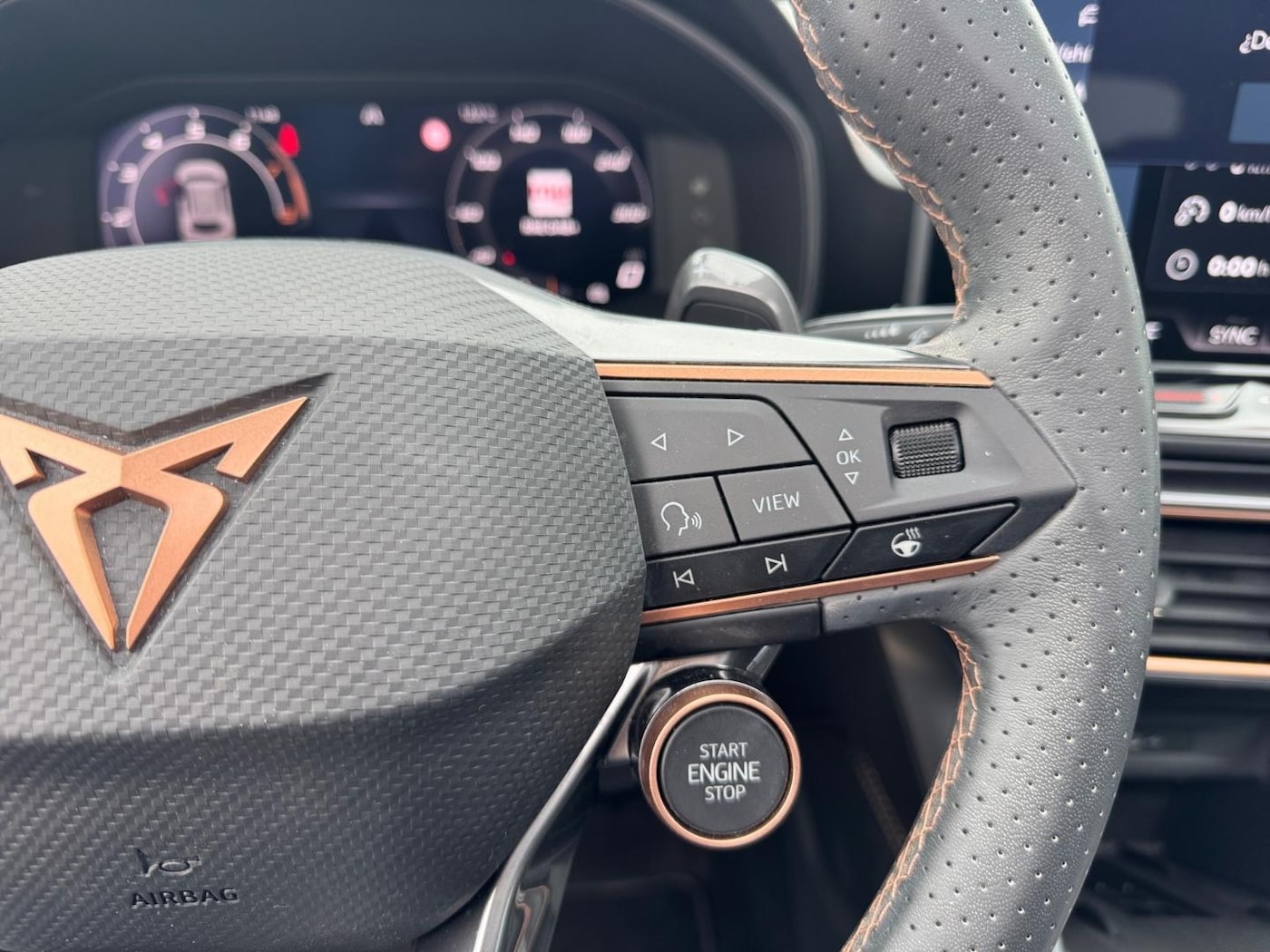 CUPRA Formentor 1.5 TSI e-Hybrid DSG 150 kW (204 CV) — photo 11