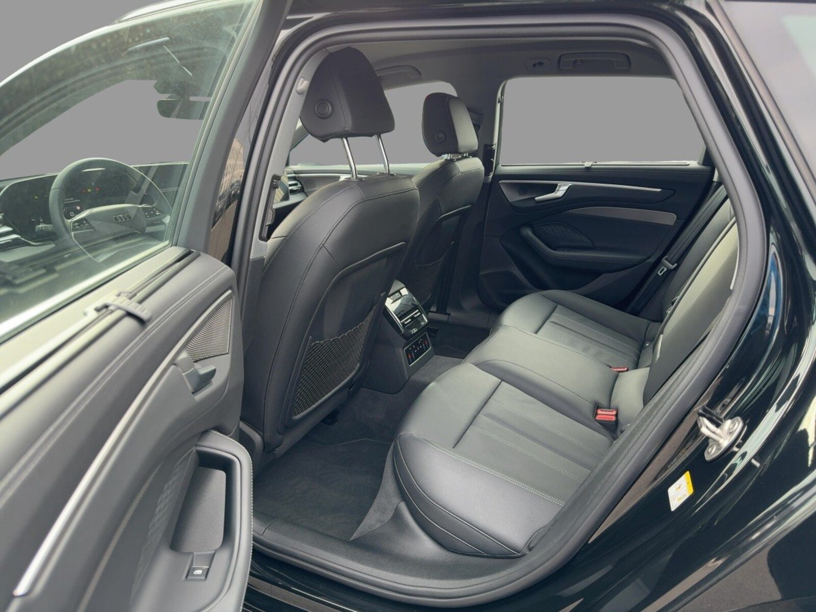 Audi A6 Avant – Bild 9
