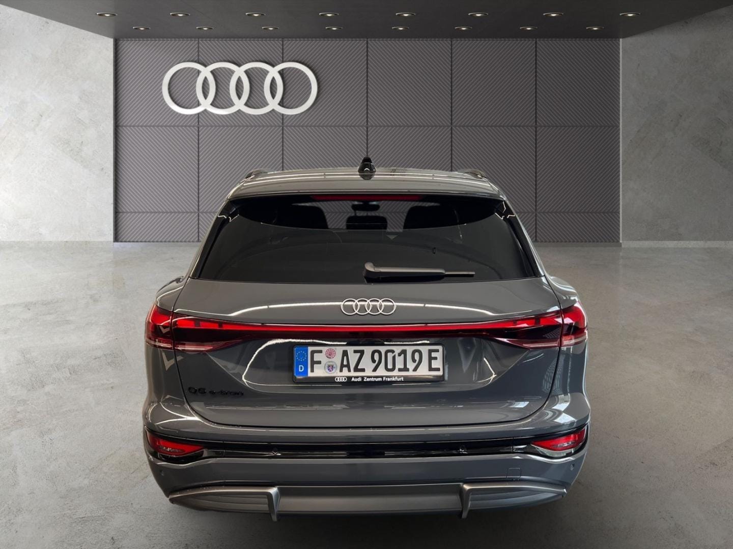 Bild über Audi Q6 SUV e-tron e-tron 185 kW - für weitere Informationen kontaktieren Sie den Audi Partner