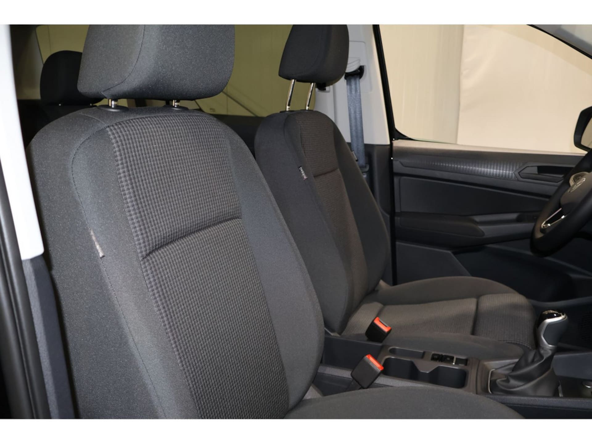Volkswagen Caddy Basis-Modell
