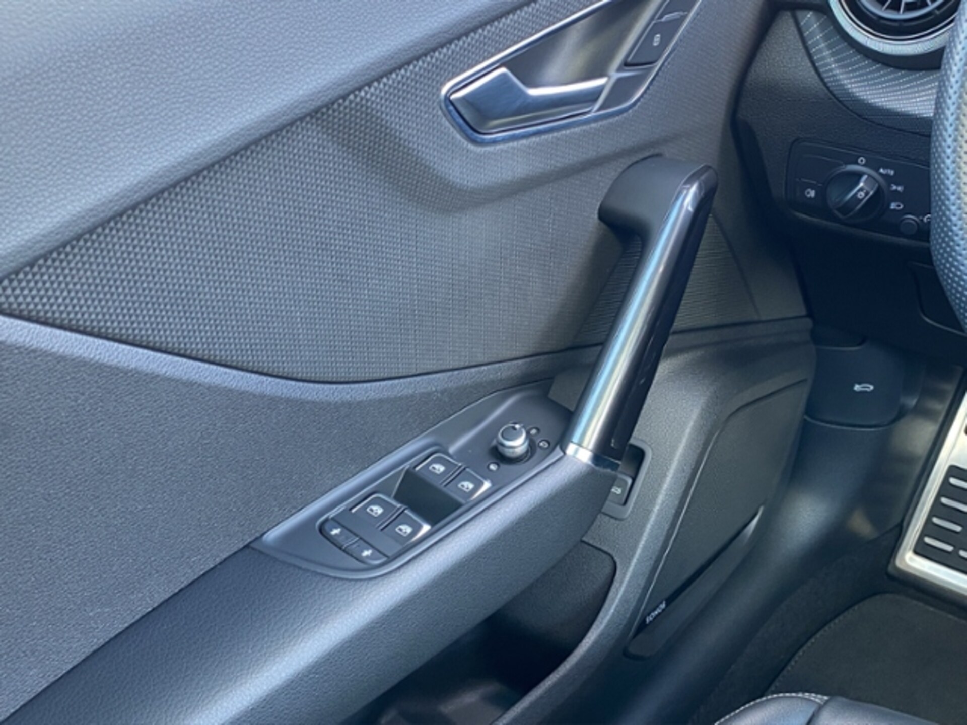 Audi Q2 S line