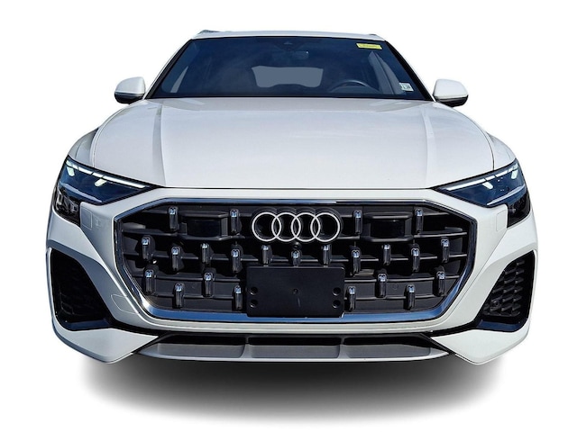 2025 Audi Q8