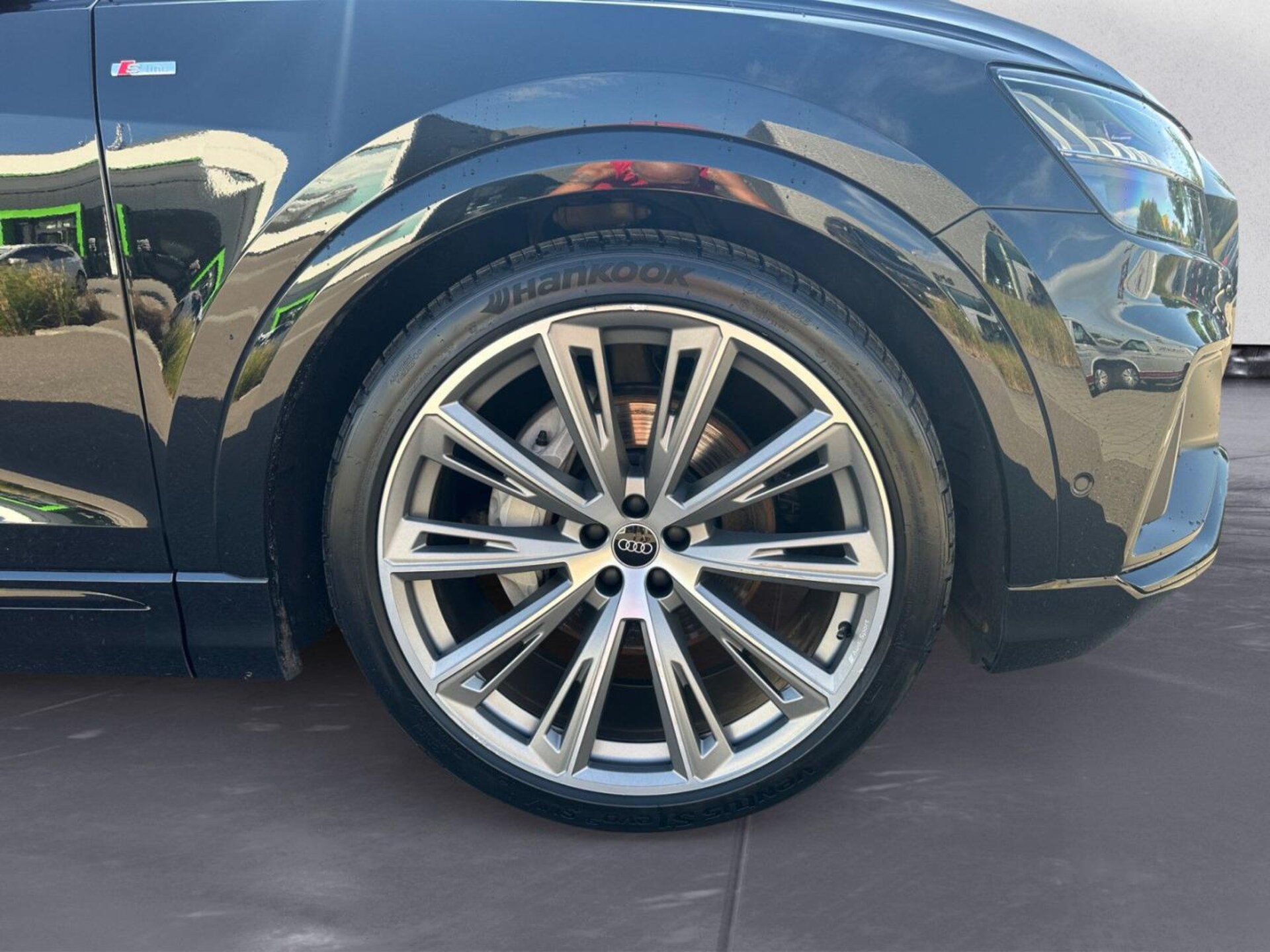 Audi Q8 SUV
