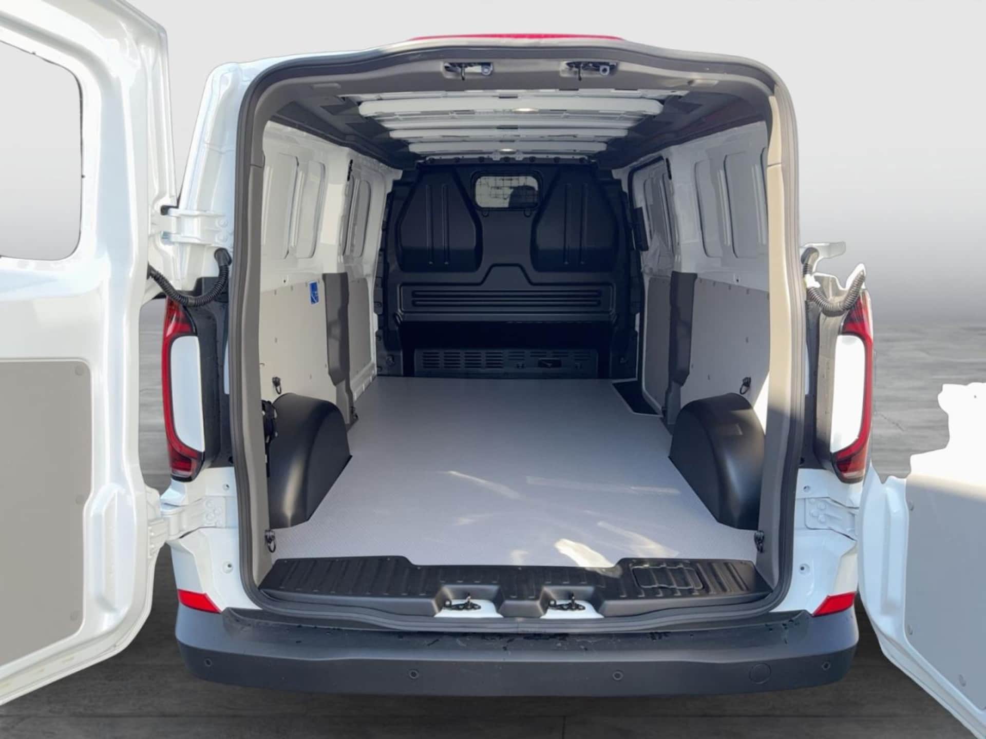 Volkswagen Transporter Kasten langer Radstand