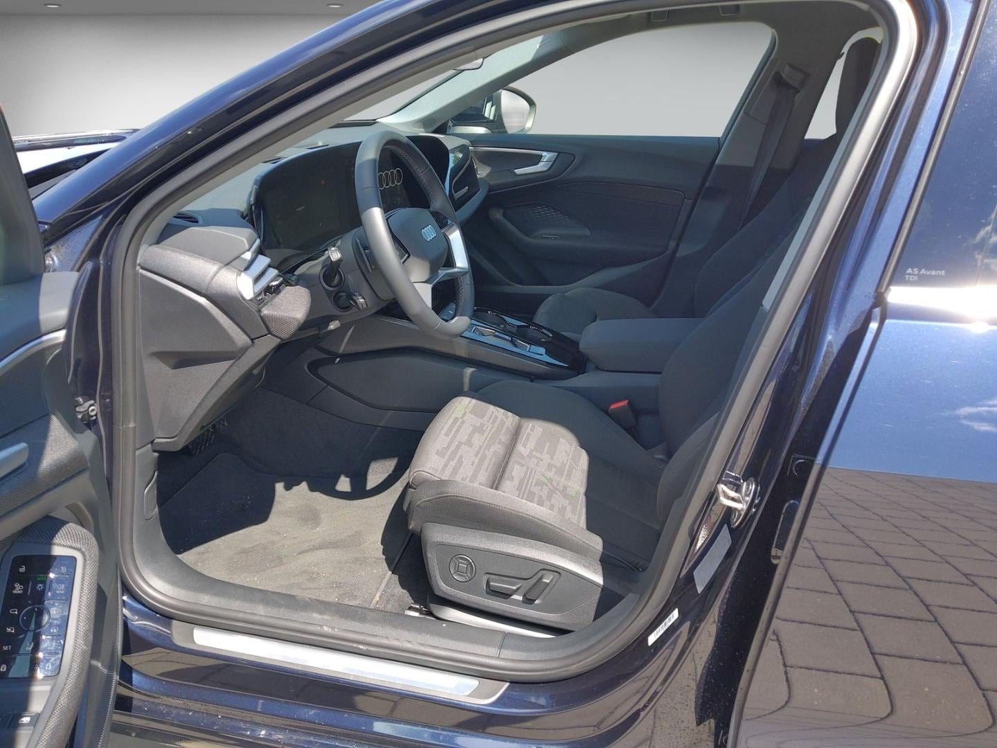 Bild über Audi A5 Avant TDI 150 kW S tronic - für weitere Informationen kontaktieren Sie den Audi Partner