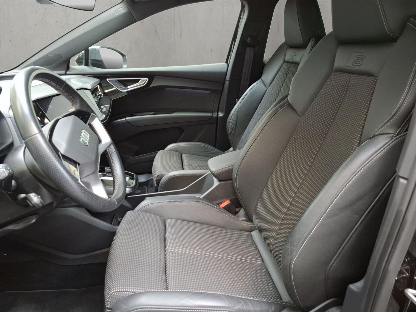 Image about Audi Q4 Sportback e-tron 35 e-tron