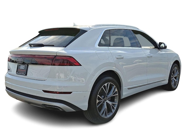 2025 Audi Q8