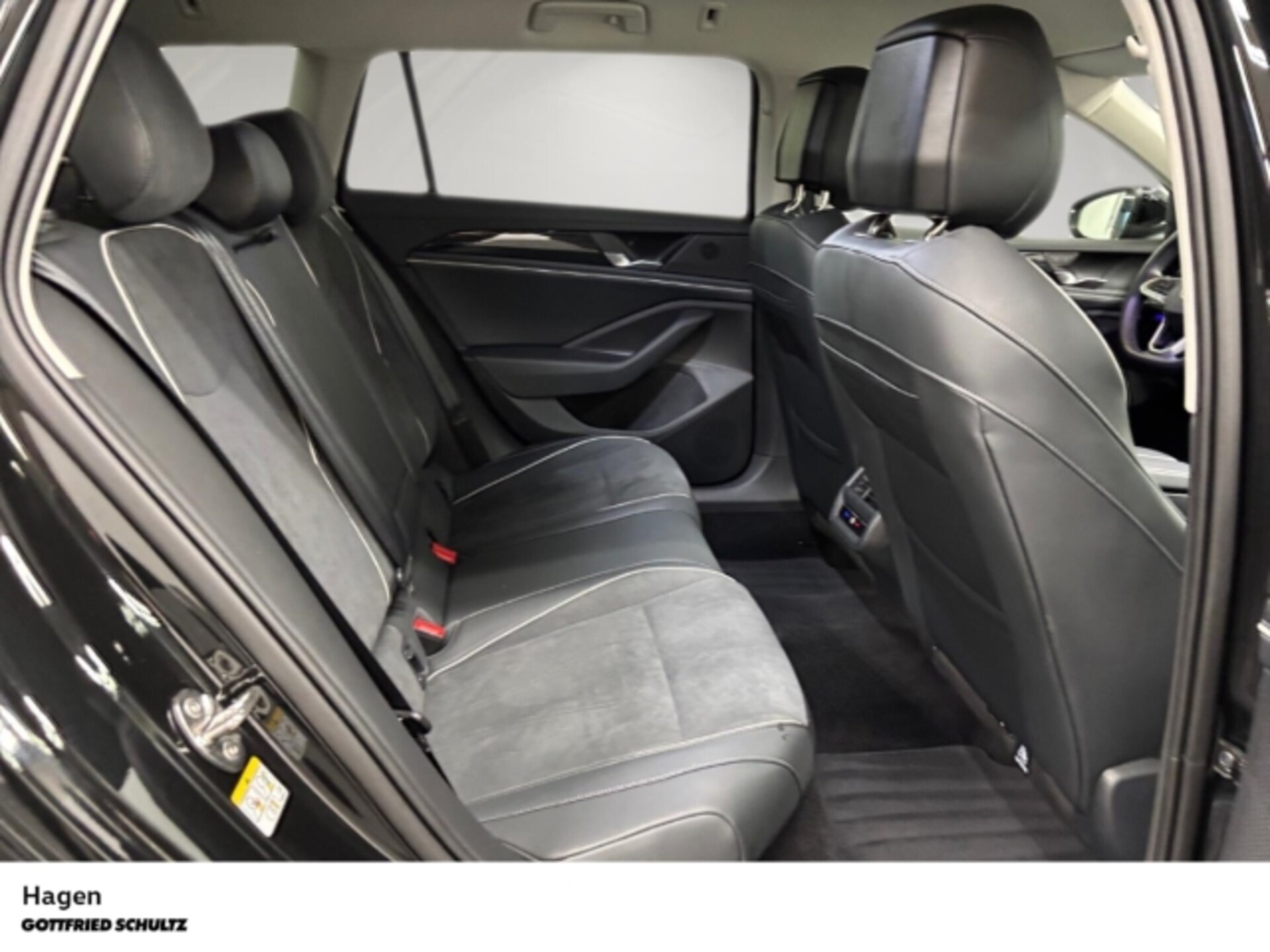 Volkswagen Passat Business