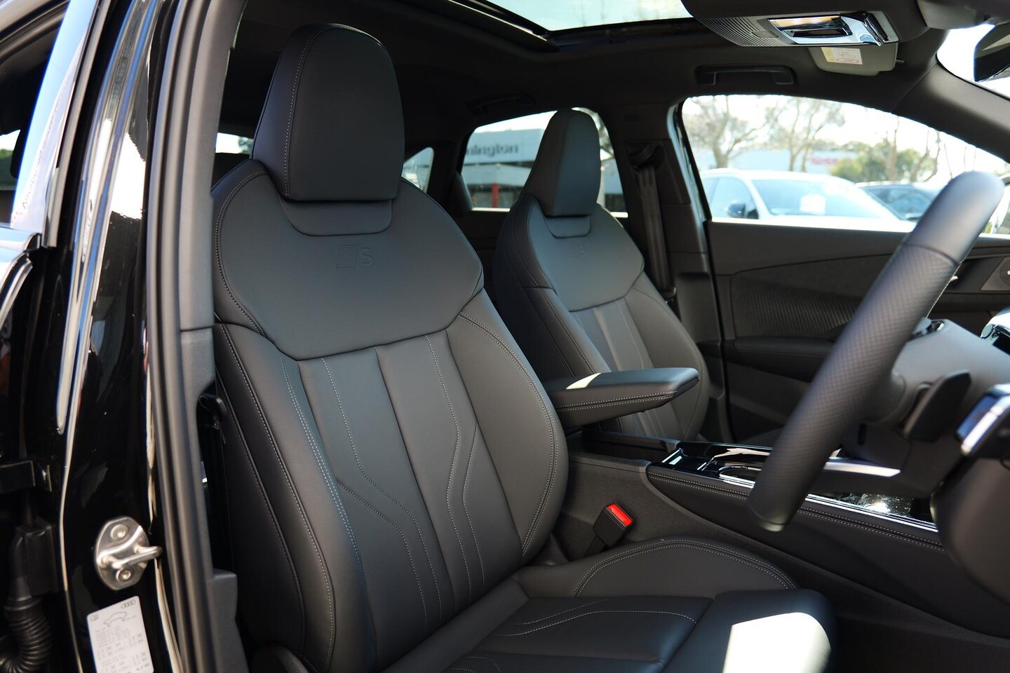 Image about Audi Q3 Sportback TFSI quattro 195 kW