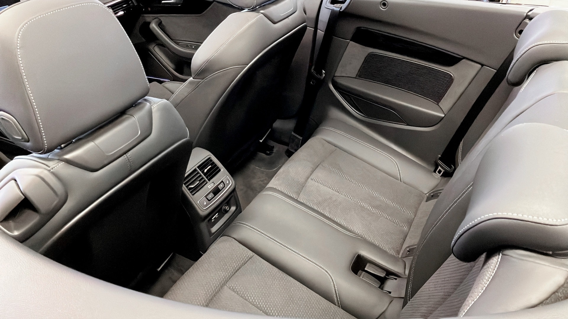 Image about Audi A5 Cabriolet A5 Cabriolet 45 TFSI quattro S line 265 hk S tronic