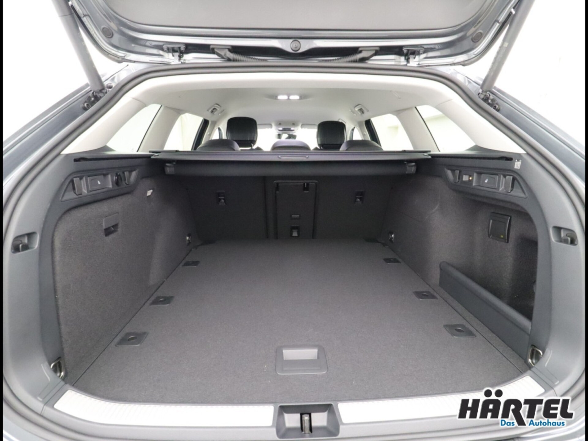 Volkswagen Passat Elegance