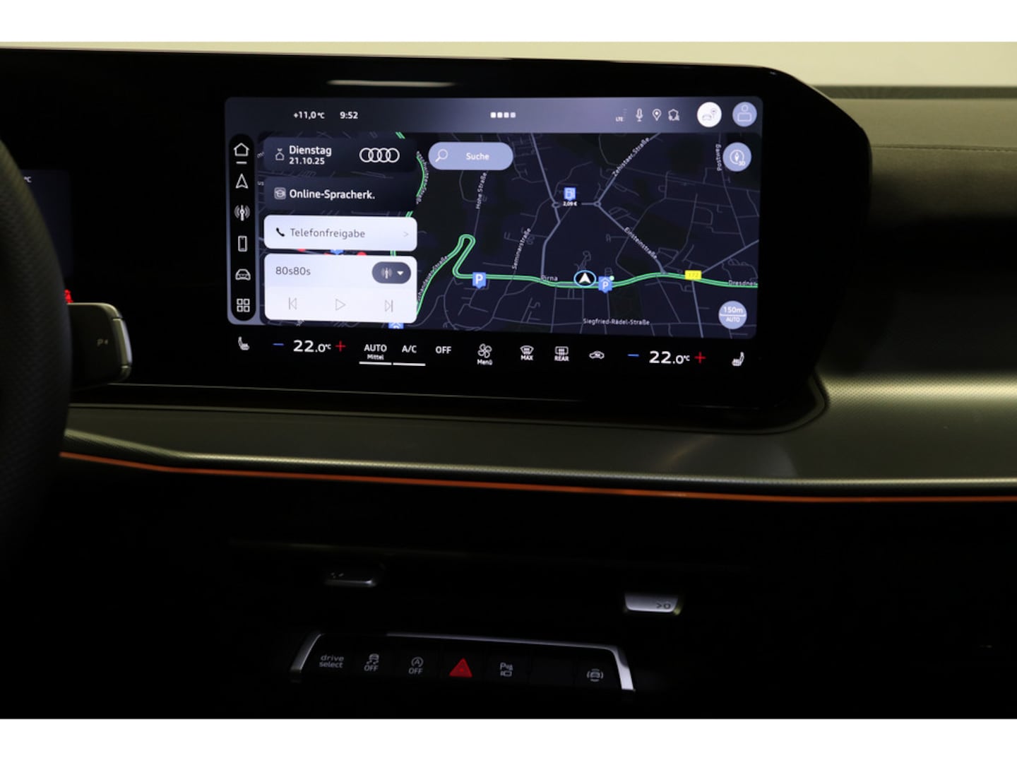 Bild über Audi Q3 SUV TFSI 110 kW S tronic - für weitere Informationen kontaktieren Sie den Audi Partner